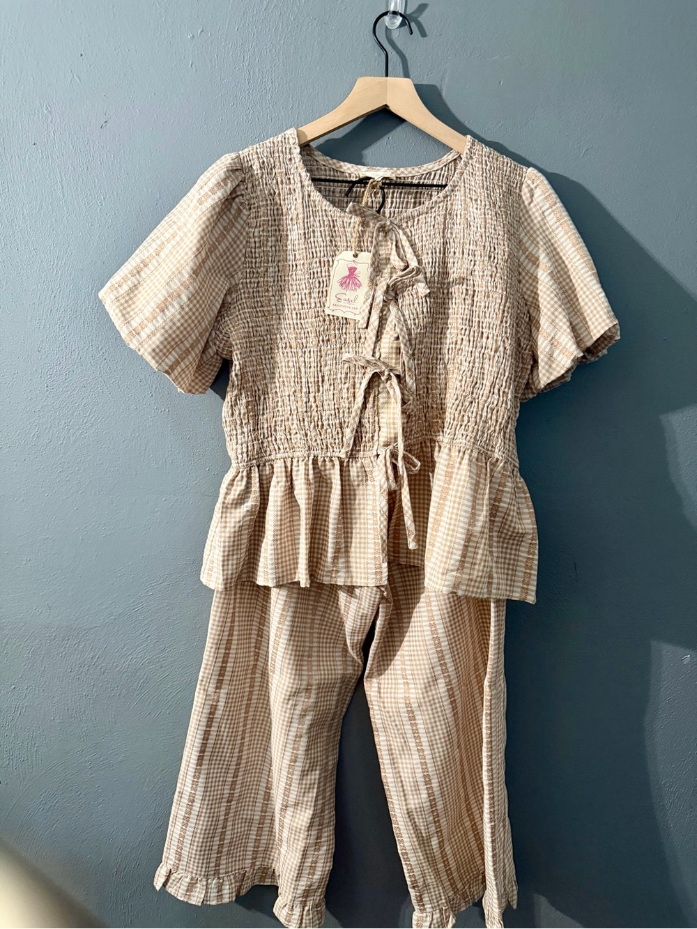 easel Cream Plaid Smocked Top & Cropped Pants Set